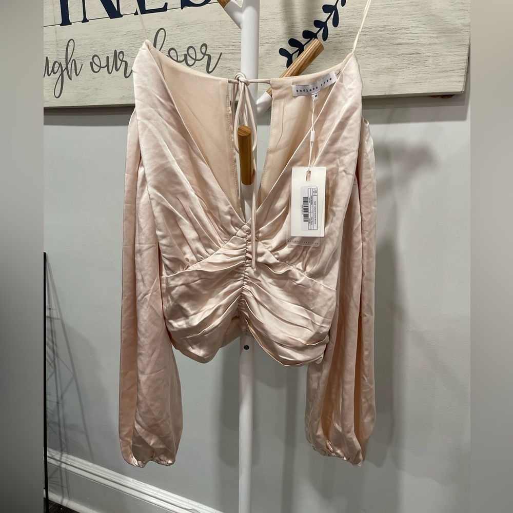 ENDLESS ROSE SATIN RUCHED TOP NEW - Picture 4 of 9